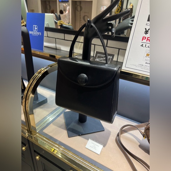Vintage Givenchy handle satchel bag black, 2 ways⚡️ - Picture 4 of 16